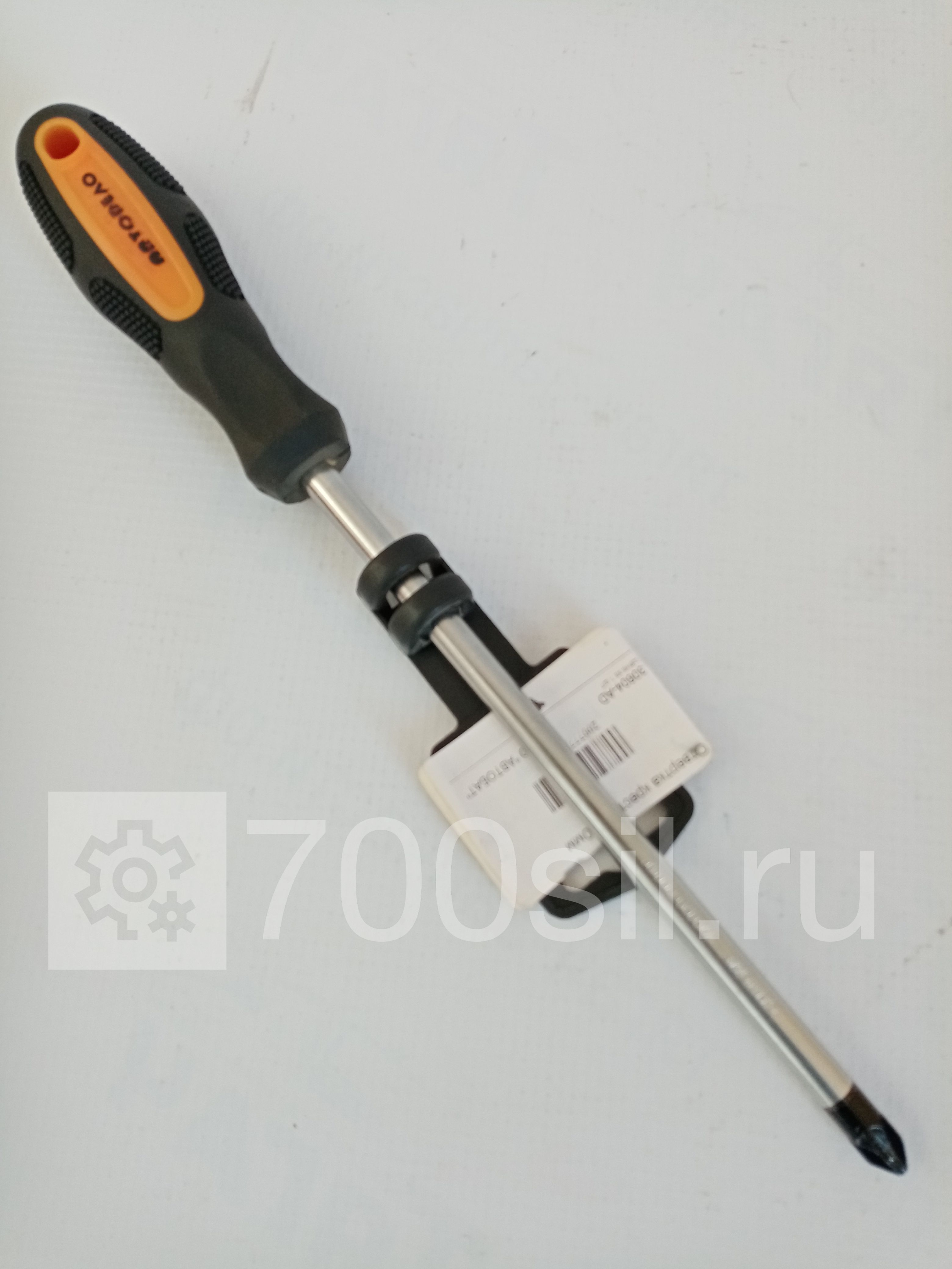 Отвертка крест 4*200мм